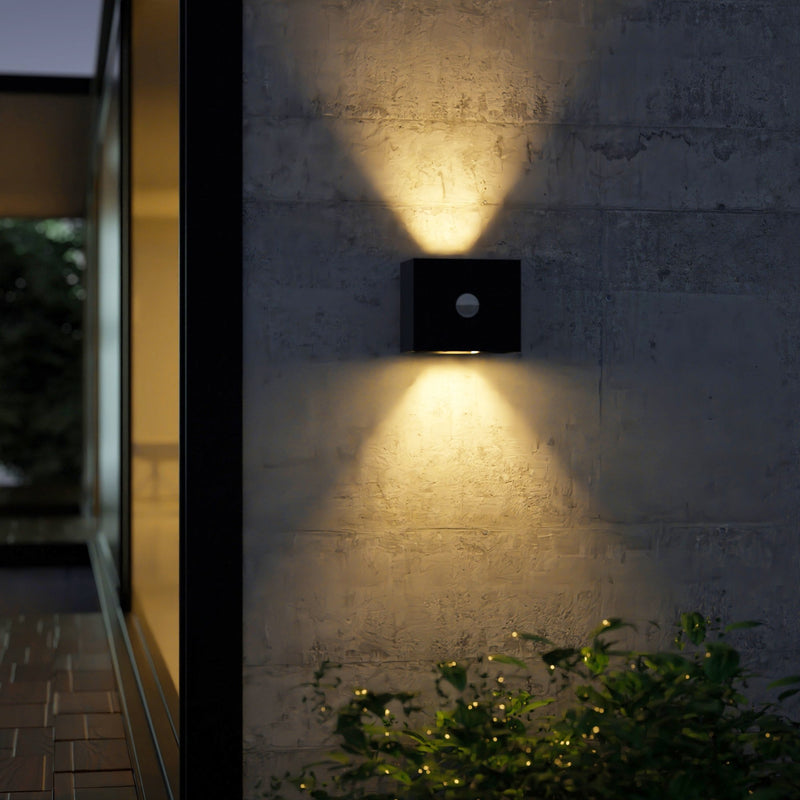 PORCH WALL LAMP - YourSmartLife